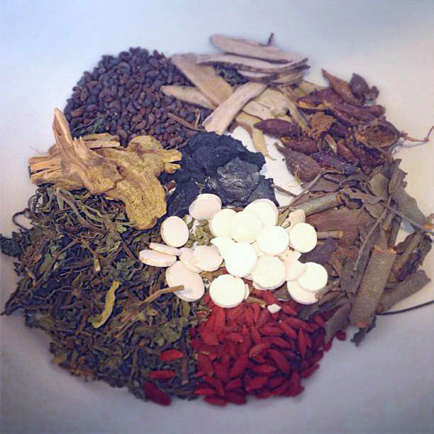 BA XIAN CHANG SHOU made with whole herbs.